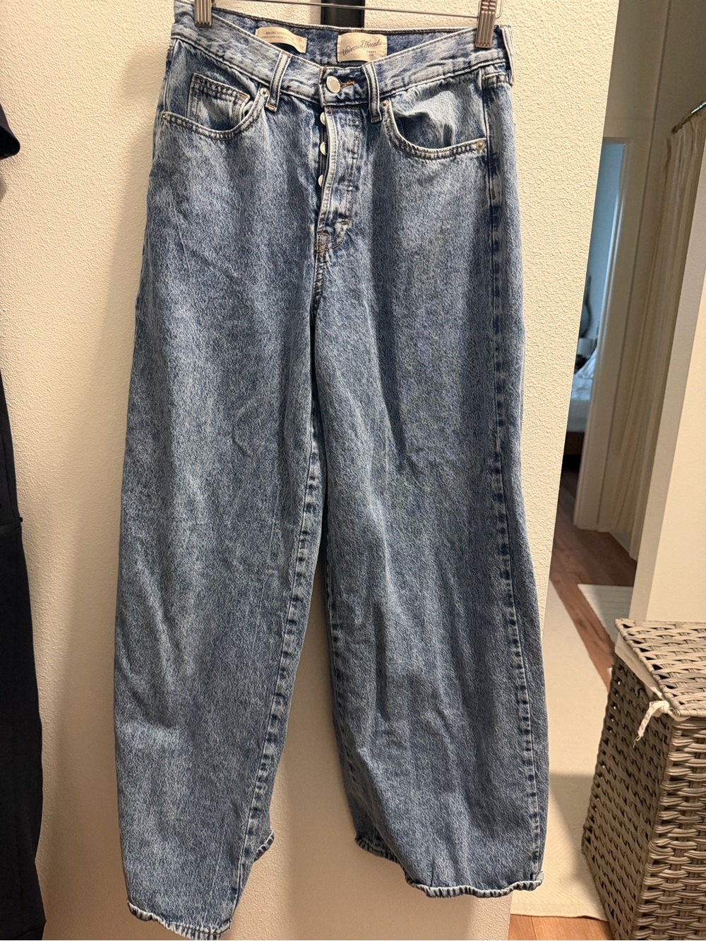 Universal Thread Light Blue Boyfriend Jeans - Relaxed Fit